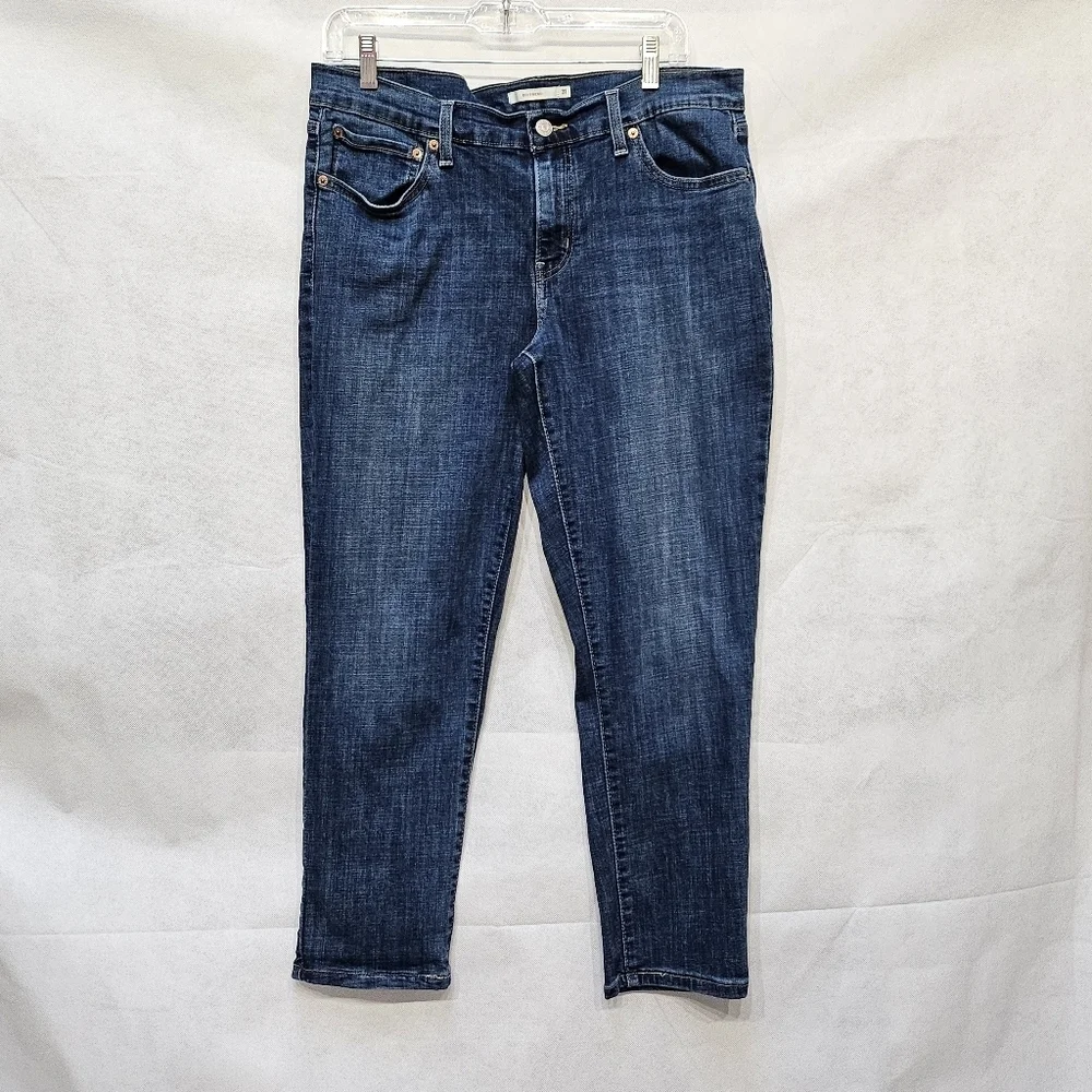 Levi's Boyfriend Medium Wash Blue Denim Jeans Size 31